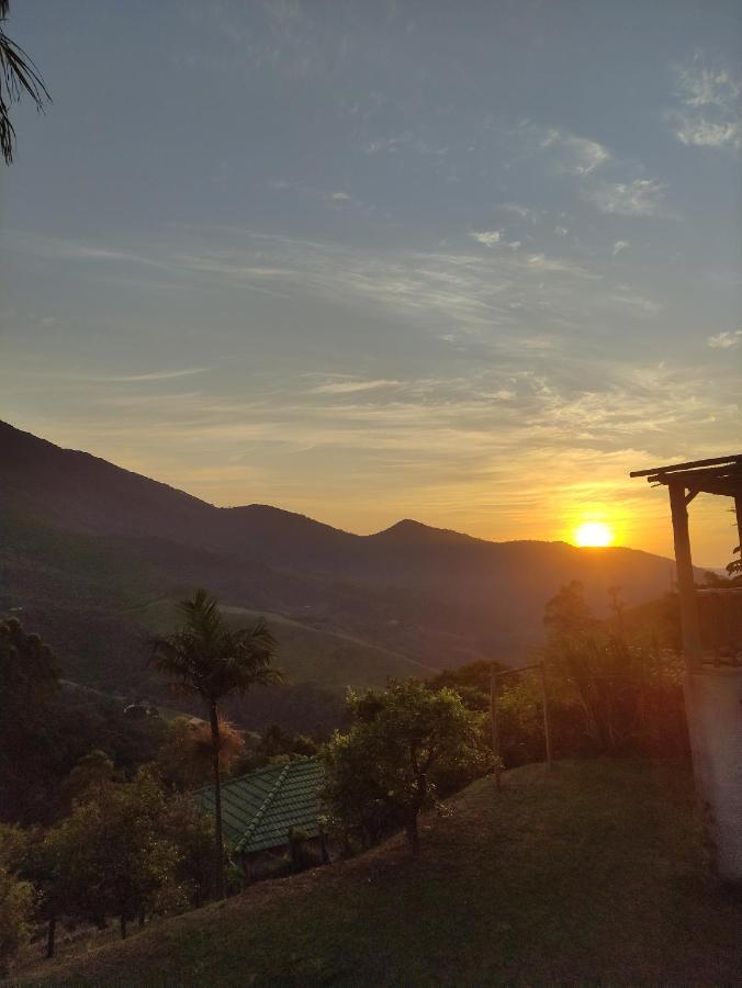 Отель Pousada E Restaurante Alem Das Nuvens Гуаратингета Экстерьер фото