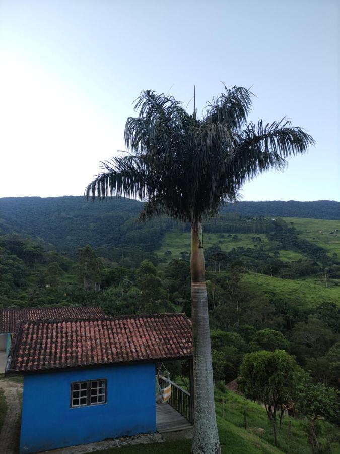 Отель Pousada E Restaurante Alem Das Nuvens Гуаратингета Экстерьер фото